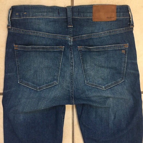 Madewell 8” Skinny Jeans in Ames Wash - Picture 6 of 8